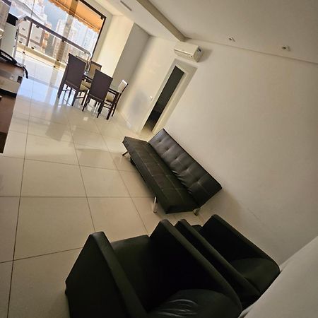 גוארויה Pitangueiras 1 , 2 Dormitorios, Piscina, 100 M Praia, Duas Vagas De Garagem E Wi-Fi מראה חיצוני תמונה